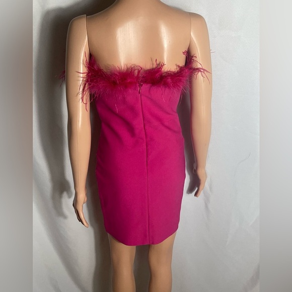 Velvi Sochi Mini Hot Pink Feather Trim Strapless Bodycon Dress Size M - Picture 9 of 10
